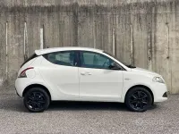 Usata Lancia Ypsilon 84 CV (61 kW) 2014 Bianco Utilitaria