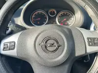 Usata Opel Corsa 85 CV (62 kW) 2010 Nero Utilitaria