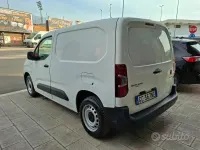 Usata Citroën Berlingo 102 CV (75 kW) 2021 Bianco Monovolume