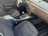 Usata BMW 320 177 CV (130 kW) 2009 Grigio Berlina