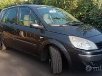 Usata Renault Scénic III 110 CV (80 kW) 2009 Grigio Monovolume