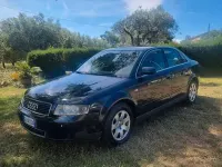 Usata Audi A4 116 CV (85 kW) 2004 Bluazzurro Berlina
