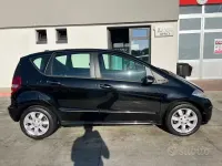 Usata Mercedes A180 Elegance 109 CV (80 kW) 2008 Nero Berlina