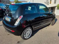 Usata Lancia Ypsilon 75 CV (55 kW) 2011 Nero Utilitaria