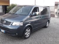 usata VW Multivan T5 130cv 2004