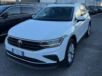 Usata VW Tiguan Life 150 CV (110 kW) 2024 Pure white SUV