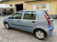 Usata Fiat Punto 60 CV (44 kW) 2004 Bluazzurro Utilitaria