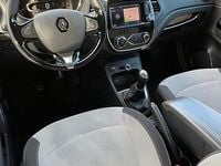 Usata Renault Captur 90 CV (66 kW) 2016 Rosso SUV