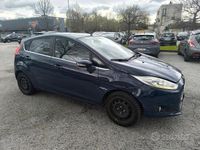 Usata Ford Fiesta 80 CV (58 kW) 2015 Blu Berlina