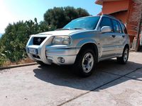 Usata Suzuki Grand Vitara 109 CV (80 kW) 2001 Grigio SUV