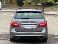 Usata Mercedes B220 Premium 177 CV (130 kW) 2016 Grigio Utilitaria