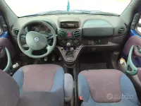 Usata Fiat Doblò 101 CV (74 kW) 2002 Bluazzurro Monovolume