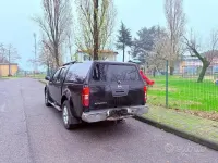 Second-hand Nissan Navara 231 CP (169 kW) 2011 Negru Pickup