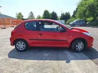 Usata Peugeot 206 60 CV (44 kW) 2011 Rosso Berlina