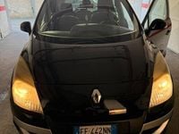 Usata Renault Scénic III 110 CV (80 kW) 2010 Monovolume