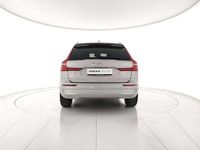 Usata Volvo XC60 Core 197 CV (144 kW) 2023 Silver dawn SUV