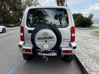 Usata Suzuki Jimny 82 CV (60 kW) 2000 Grigio SUV