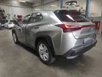 Usata Lexus UX Business Edition 145 CV (106 kW) 2021 Grigio metallizzato SUV