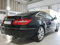 Usata Mercedes E350 231 CV (169 kW) 2009 Nero Coupé