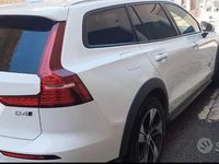 Usata Volvo V60 CC 190 CV (139 kW) 2020 Bianco Station wagon