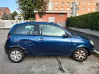 Usata Lancia Ypsilon 80 CV (58 kW) 2004 Bluazzurro Utilitaria