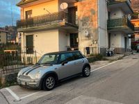 Begagnad Mini Cooper 88 HK (64 kW) 2005 Grå Halvkombi