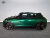 Usata Mini Cooper Favoured 150 kW (204 CV) 2025 Verde Utilitaria