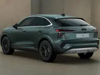 Nuova Audi Q3 Sportback Advanced 150 CV (110 kW) 2026 Verde salvia metallizzato SUV