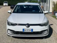 Usata VW Golf VIII Life 110 CV (80 kW) 2022 Bianco Berlina