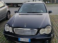 Usata Mercedes 220 224 CV (164 kW) 2004 Nero Berlina