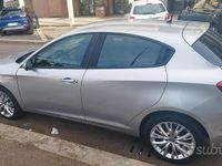 Usata Alfa Romeo Giulietta Business 120 CV (88 kW) 2017 Argento Utilitaria
