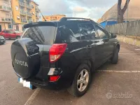 Usata Toyota RAV4 150 CV (110 kW) 2008 Nero SUV