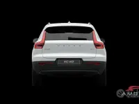 Nuova Volvo XC40 Plus 163 CV (119 kW) 2026 Cristal white pearl SUV
