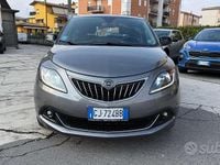 Usata Lancia Ypsilon Silver 69 CV (50 kW) 2022 Grigio Utilitaria