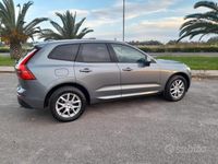 Usata Volvo XC60 Momentum 190 CV (139 kW) 2019 Grigio SUV