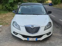 Usata Lancia Delta 120 CV (88 kW) 2012 Bianco Utilitaria