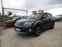Usata Toyota RAV4 Lounge 124 CV (91 kW) 2014 Grigio SUV