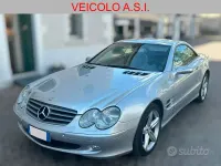 Usata Mercedes SL500 306 CV (225 kW) 2004 Grigio Cabrio