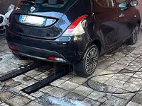 Usata Lancia Ypsilon 69 CV (50 kW) 2014 Nero Utilitaria