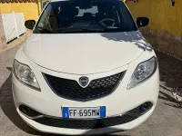 Usata Lancia Ypsilon Gold 69 CV (50 kW) 2015 Utilitaria