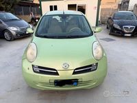 Usata Nissan Micra Tekna 82 CV (60 kW) 2005 Verde Berlina