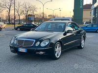 Usata Mercedes E320 224 CV (164 kW) 2008 Nero Berlina