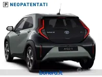 Nuova Toyota Aygo X 92 CV (67 kW) 2026 Verde SUV