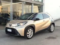 Begagnad Toyota Aygo X Trend 72 HK (52 kW) 2022 Guld SUV