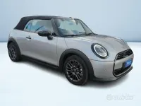 Usata Mini Cooper Cabriolet Favoured 163 CV (119 kW) 2025 Argento Cabrio