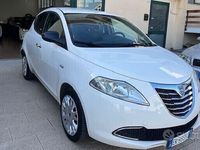 Usata Lancia Ypsilon S 95 CV (69 kW) 2012 Bianco Utilitaria