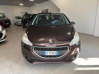 Usata Peugeot 208 Allure 68 CV (50 kW) 2013 Grigio Utilitaria