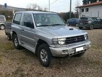 Usata Mitsubishi Pajero 116 CV (85 kW) 2004 Grigio SUV