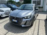 Usata Peugeot 208 Allure 102 CV (75 kW) 2025 Grigio Utilitaria