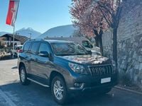 Begagnad Toyota Land Cruiser Prado 190 HK (139 kW) 2011 Grå SUV